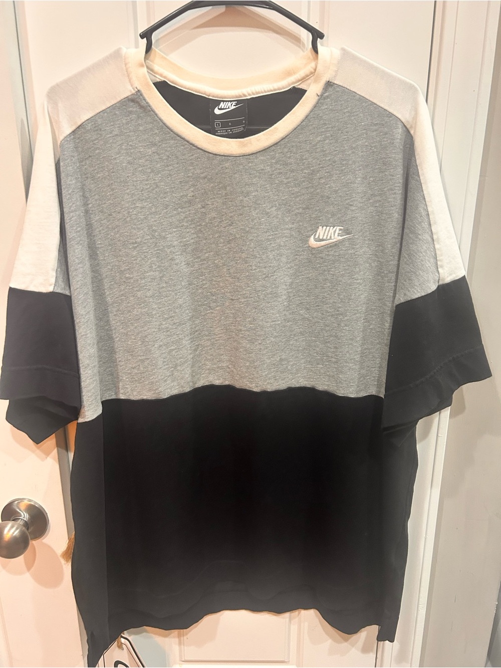 Nike Sportswear Mens Large Colorblock Jersey T-Shirt